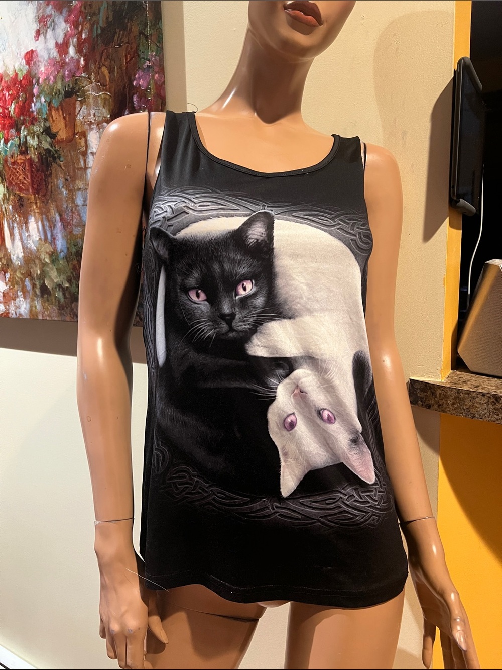 Black Yin-Yang Cat Graphic S Tank Top